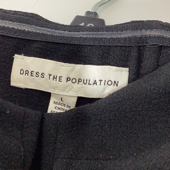 Vada Dress
DRESS THE POPULATION - Picture 10 of 12